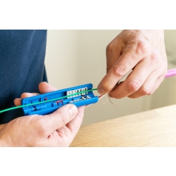 Ściągacz izolacji do kabli światłowodowych Weicon LWL Fibre Tube No. 2