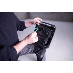 Lampa akumulatorowa 18V/230V Bosch Dewalt Makita Metabo Milwaukee